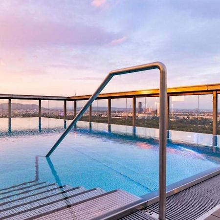 Mca Triiiple I Rooftop Pool I Free Parking I Netflix 비엔나 외부 사진